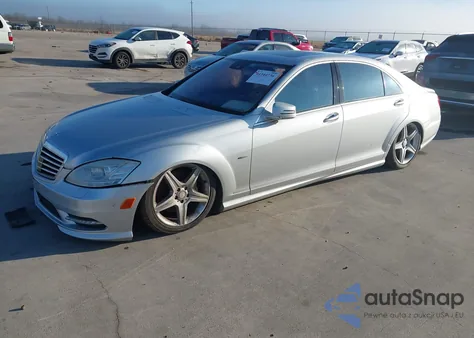 2010 Mercedes-Benz S 400 Hybrid z USA, uszkodzony, nr VIN WDDNG9FB7AA303101